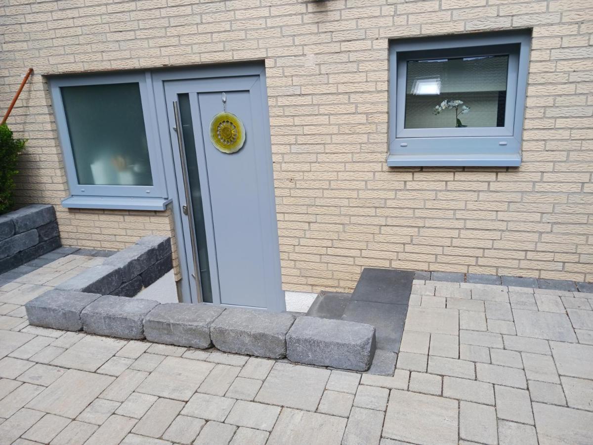 Moderne Wohnung In Ruhiger Lage Stolberg  Exterior foto
