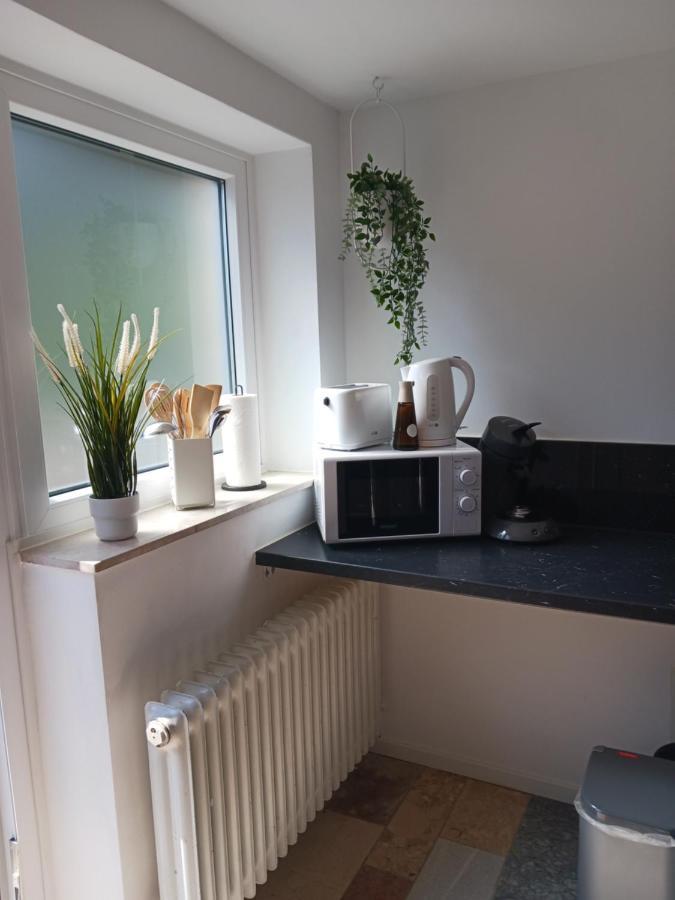 Moderne Wohnung In Ruhiger Lage Stolberg  Exterior foto